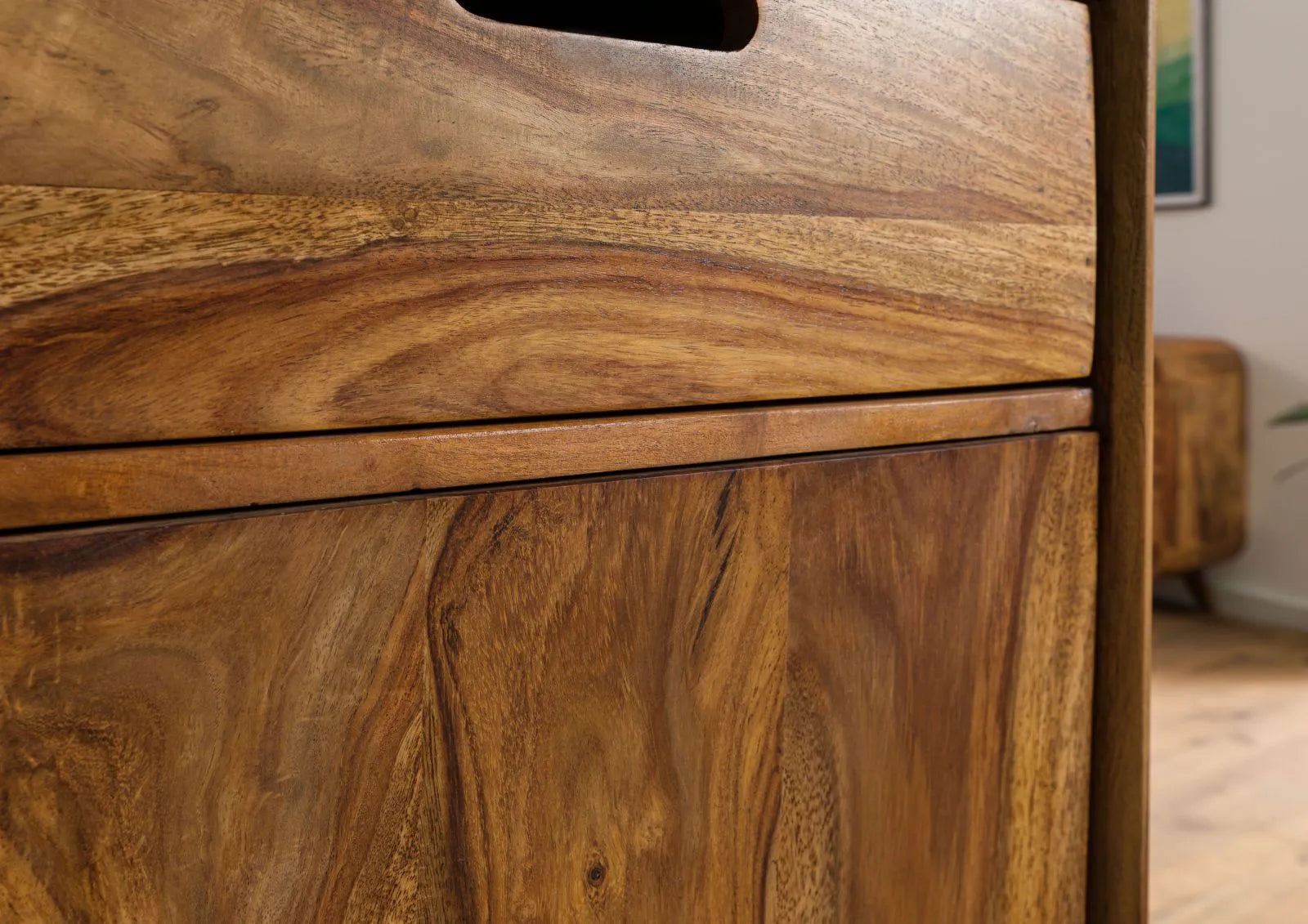 THE WOODEN CITY Light Brown Lacquered Rosewood display cabinet  #115 (HONEY)