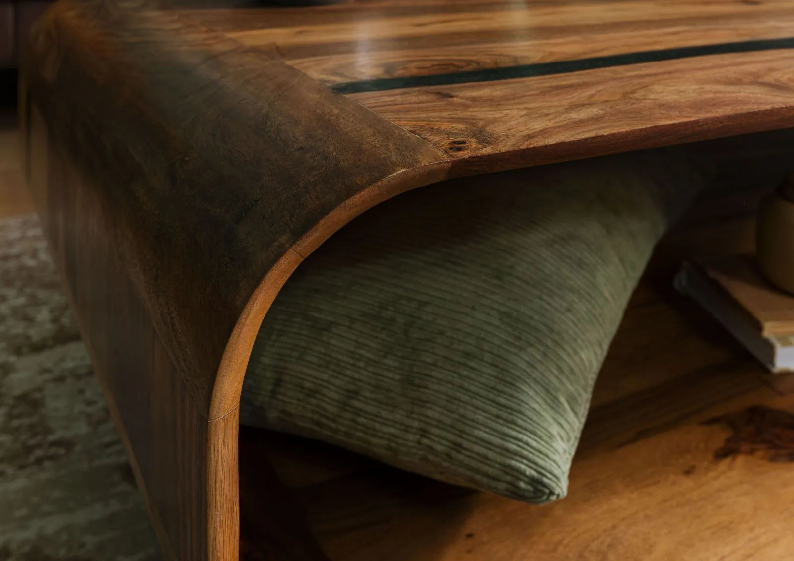 THE WOODEN CITY Coffee Table #234 Dark Brown Lacquered Rosewood