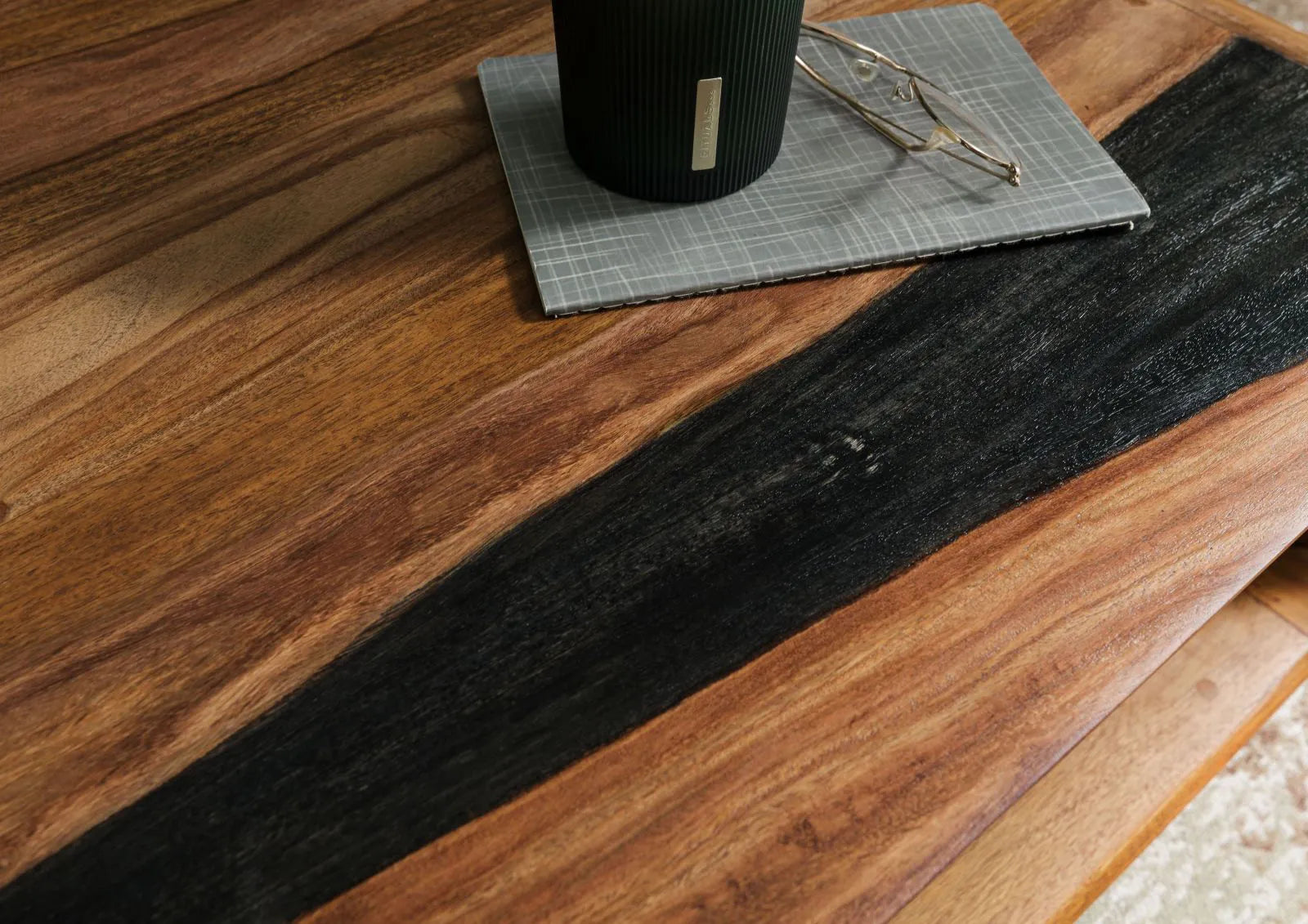 THE WOODEN CITY Coffee Table #234 Dark Brown Lacquered Rosewood