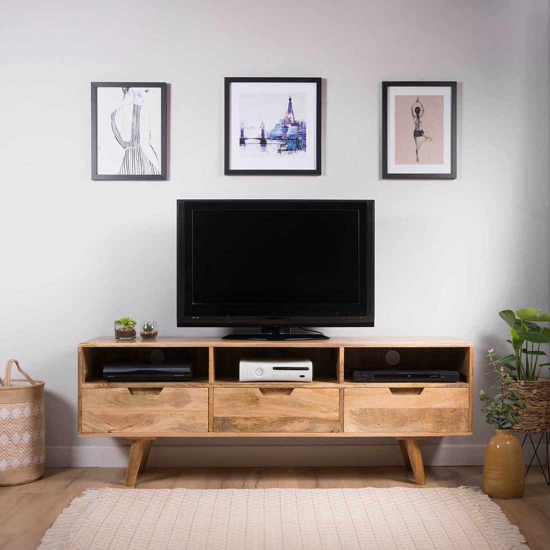 THE WOODEN CITY Solid Wood TV Unit, Free Standing, TV Cabinet with Storage